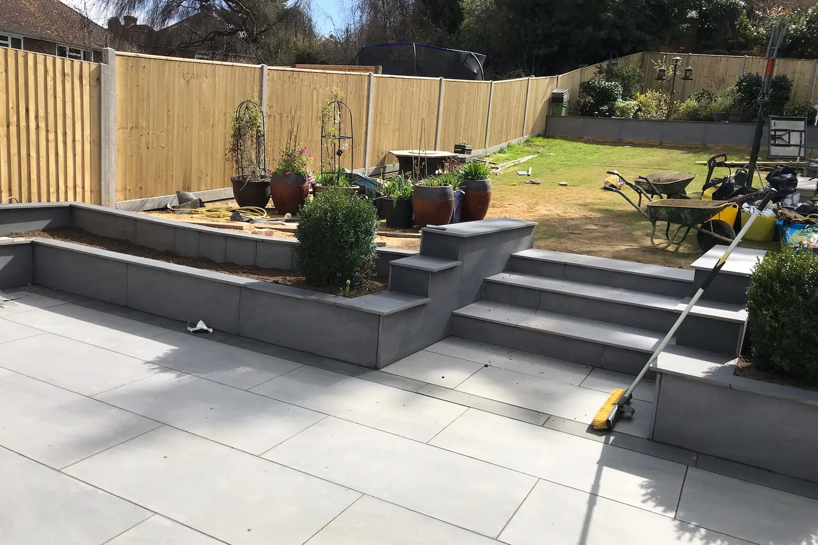 Block walls and steps built round the patio, Tilehurst, Reading, 2022